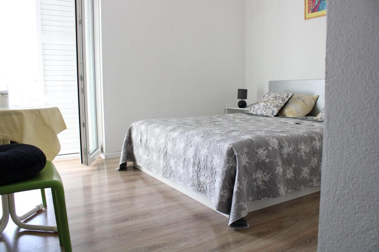 Superior Apt, 4 Rooms, 4 Bathrooms Promajna Exterior photo
