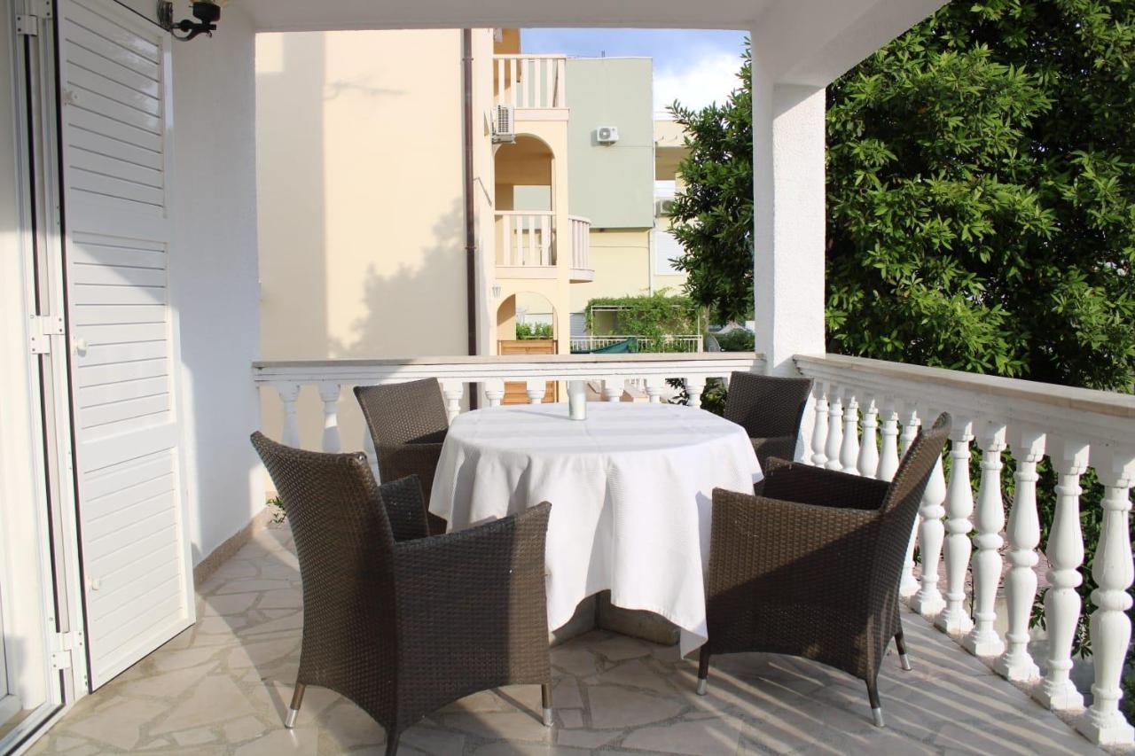 Superior Apt, 4 Rooms, 4 Bathrooms Promajna Exterior photo