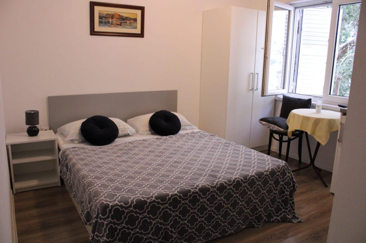 Superior Apt, 4 Rooms, 4 Bathrooms Promajna Exterior photo