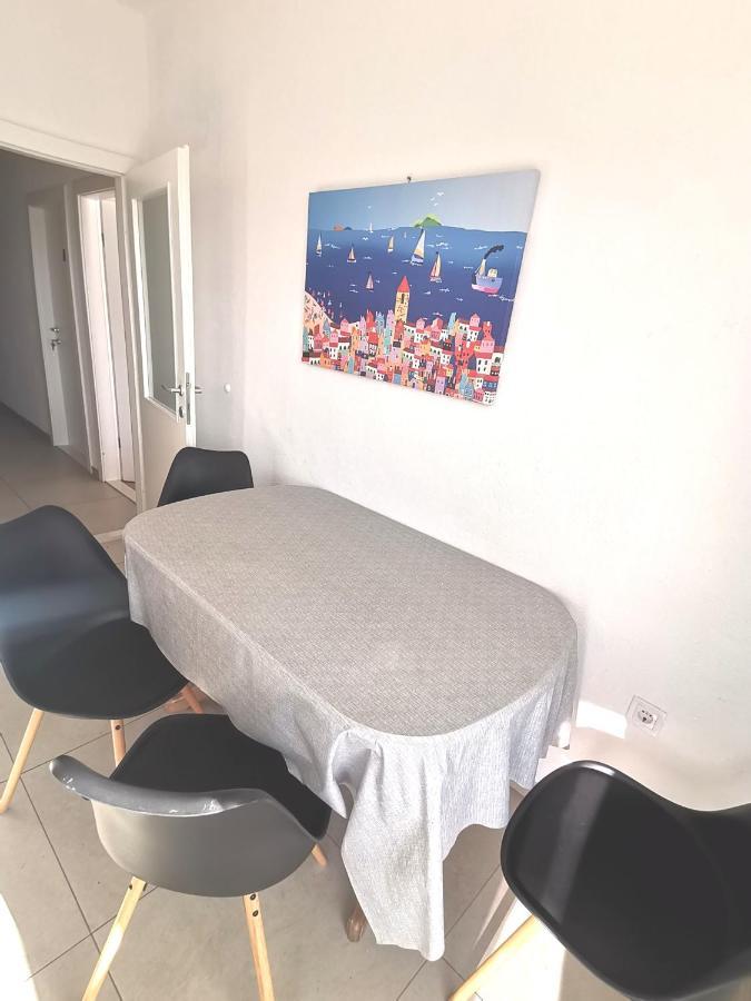 Superior Apt, 4 Rooms, 4 Bathrooms Promajna Exterior photo